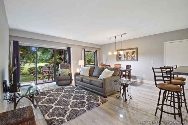 Building Photo - 13334 Polo Club Rd Unit 250