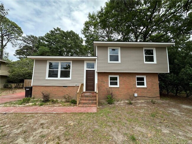 Photo - 1819 Cawdor Dr