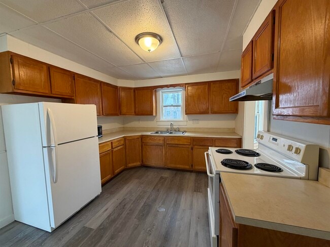 Photo - 80 Central St