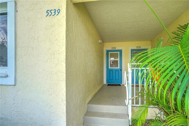 Photo - 5539 NE Gulfstream Way