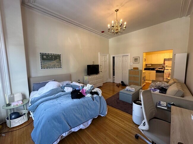 Photo - 300 Marlborough St Unit 3