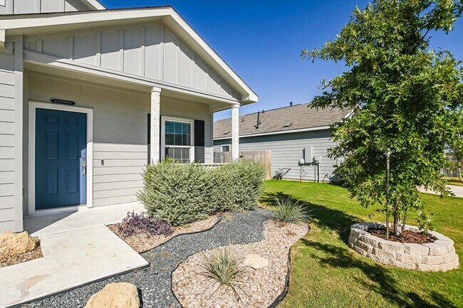 Photo - 108 Akela Wy