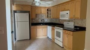 Building Photo - 8401 W Sample Rd Rental