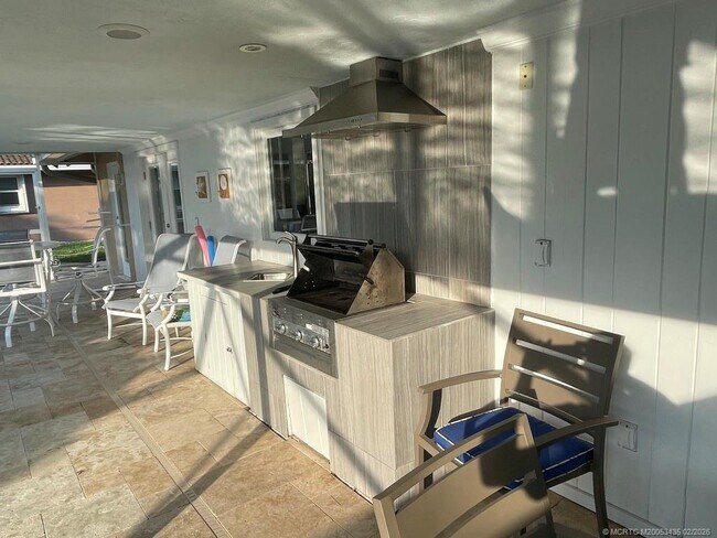 Photo - 513 Gunwale Ln