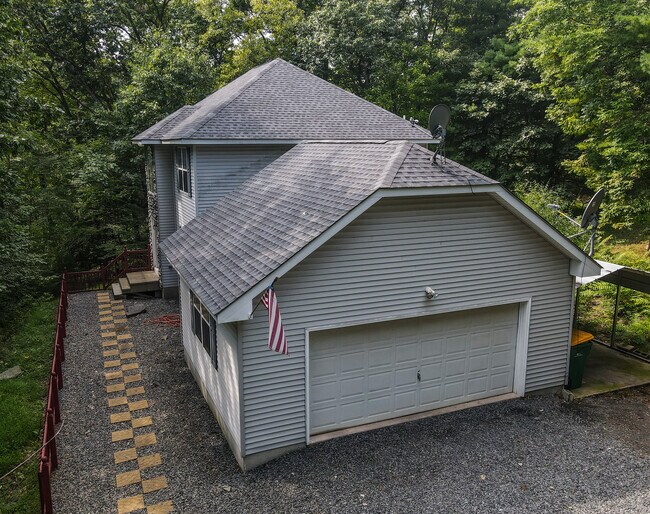 Photo - 5000 Reservoir Rd