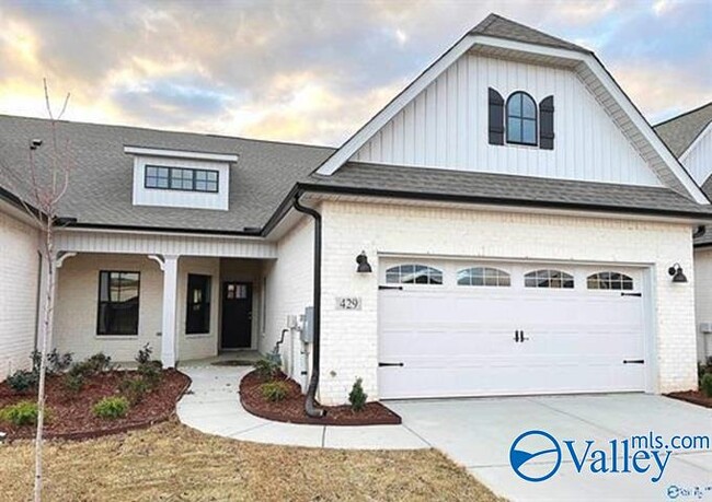 Photo - 429 Tillane Pk Cir Townhome