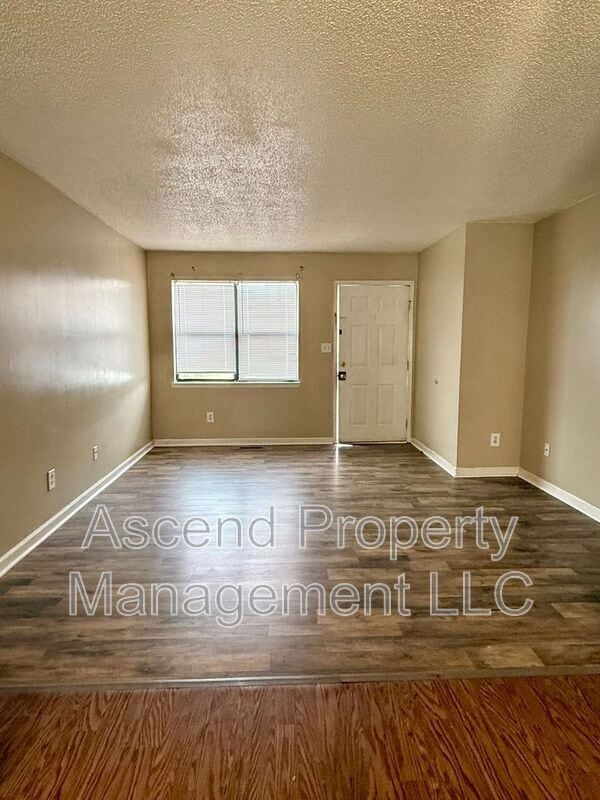 Photo - 2705 NW Georgetown Dr