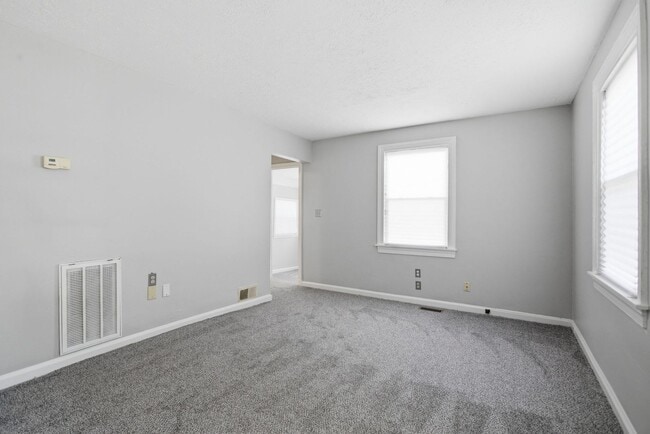 Photo - 2 bedroom 1 bathroom w/flex space for office in Newport News