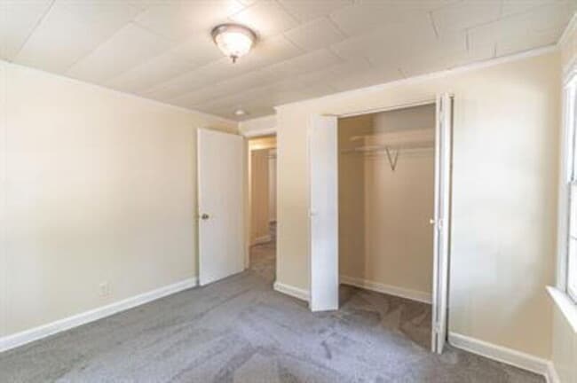 Photo - 885 S Stephens St
