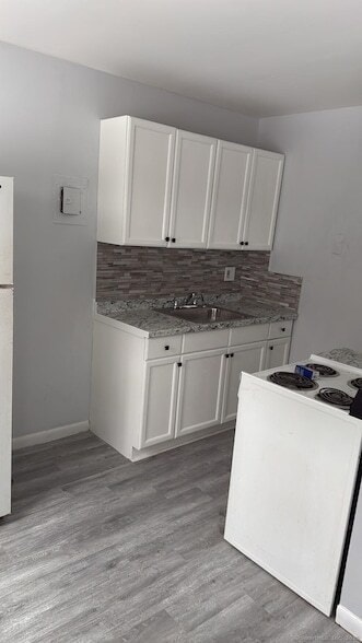 Photo - 191 Oak St