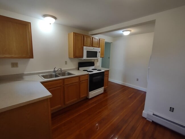 Photo - 5 Merchant St Unit 6