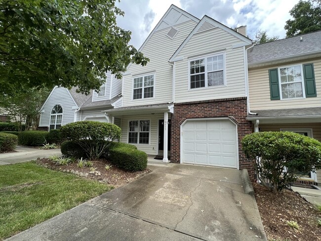 Photo - 8433 Southgate Commons Dr