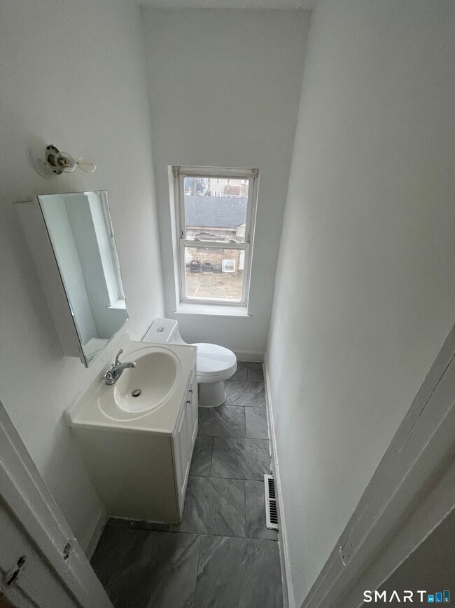 Photo - 86 Spring St