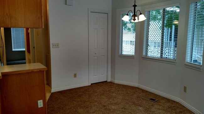 Photo - 180 N 1100 E