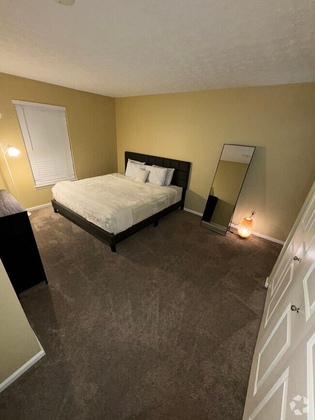 Building Photo - 5431 Cedar Springs Unit Hawthorne lakes Rental