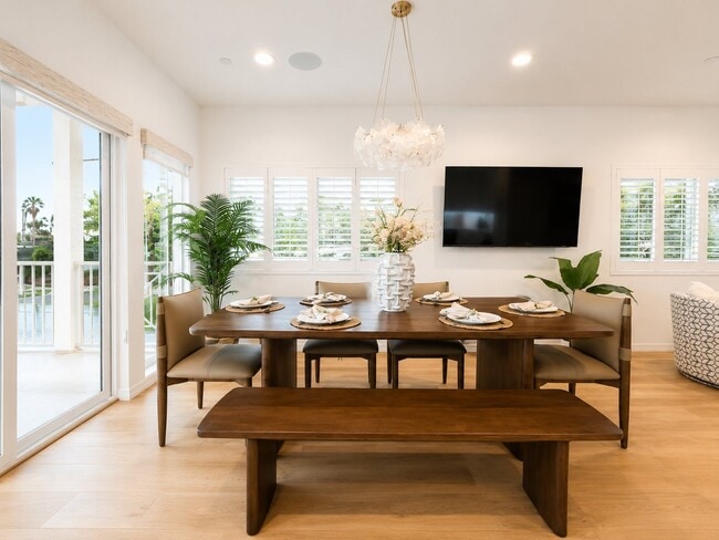Photo - 624 N Clementine St Unidad B