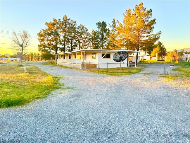 Photo - 1480 W Irons St