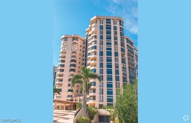 Building Photo - 6075 Pelican Bay Blvd Unit 1204 Rental