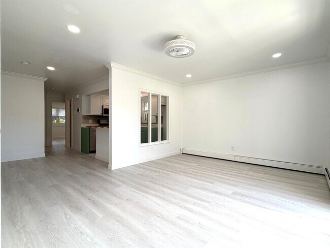 Photo - 304 5th St Unit 1