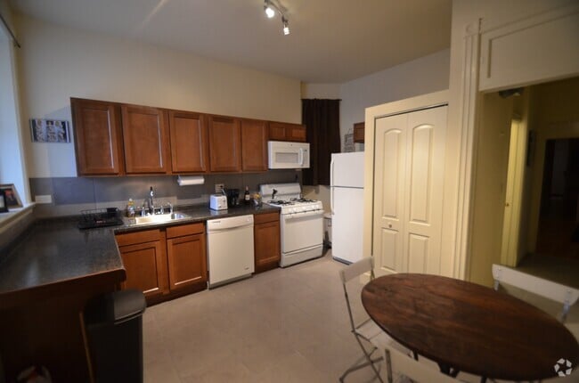 Building Photo - 2126 N SHEFFIELD Ave Unit 3 Rental