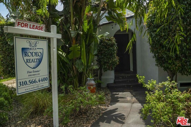 Photo - 2640 Vineyard Ave