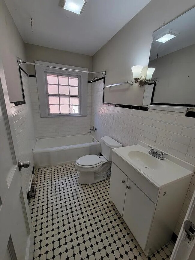 Photo - 318 Brevard St