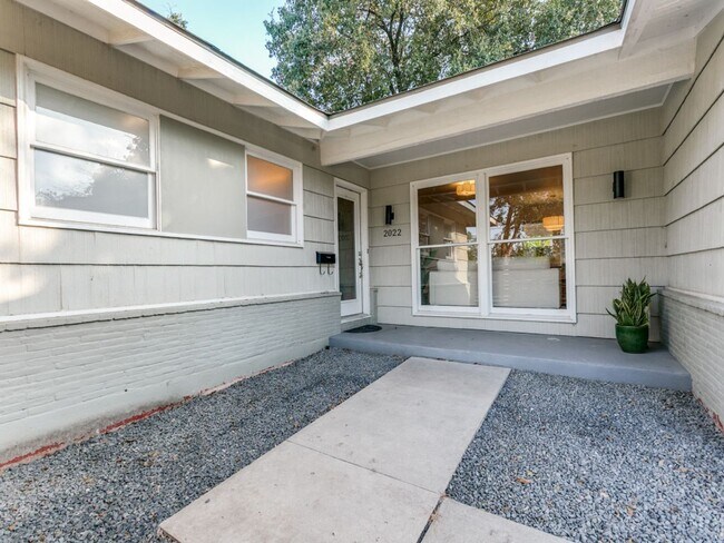 Photo - CHARMING MID-CENTURY RANCH HOME IN ALAMO H...