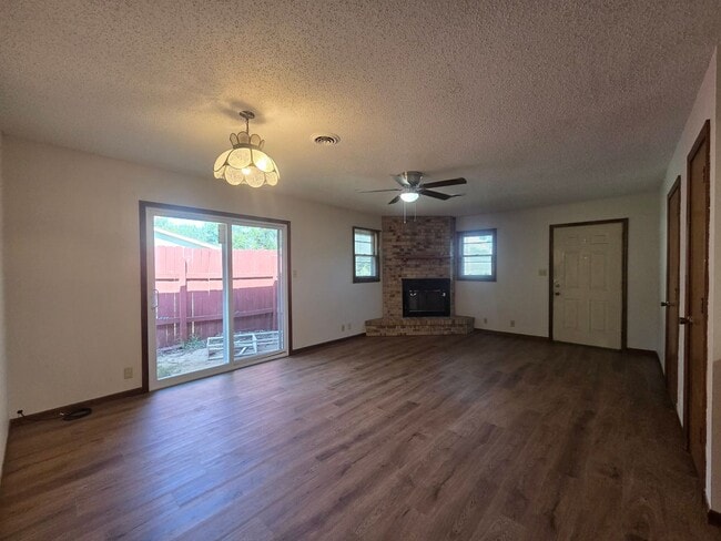 1214 Bluestem Dr Unit 1