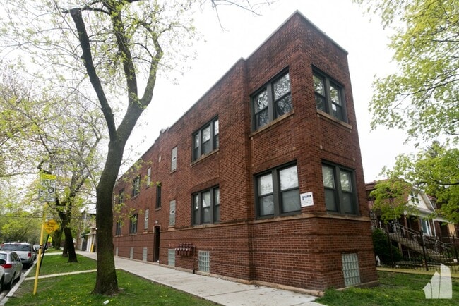 Building Photo - 3524 W Grace St Unit 2