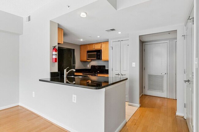 Photo - 1225 13th St NW