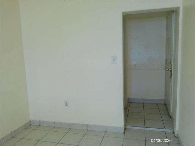 Photo - 1111 Cypress Gardens Blvd Unidad 12