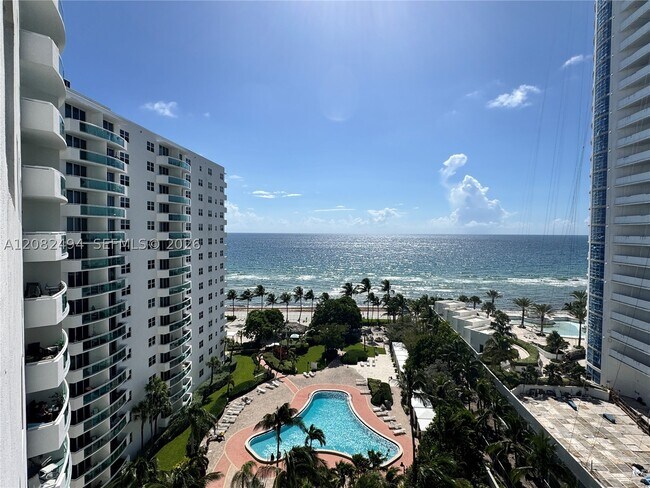 3001 S Ocean Dr Unidad 1127