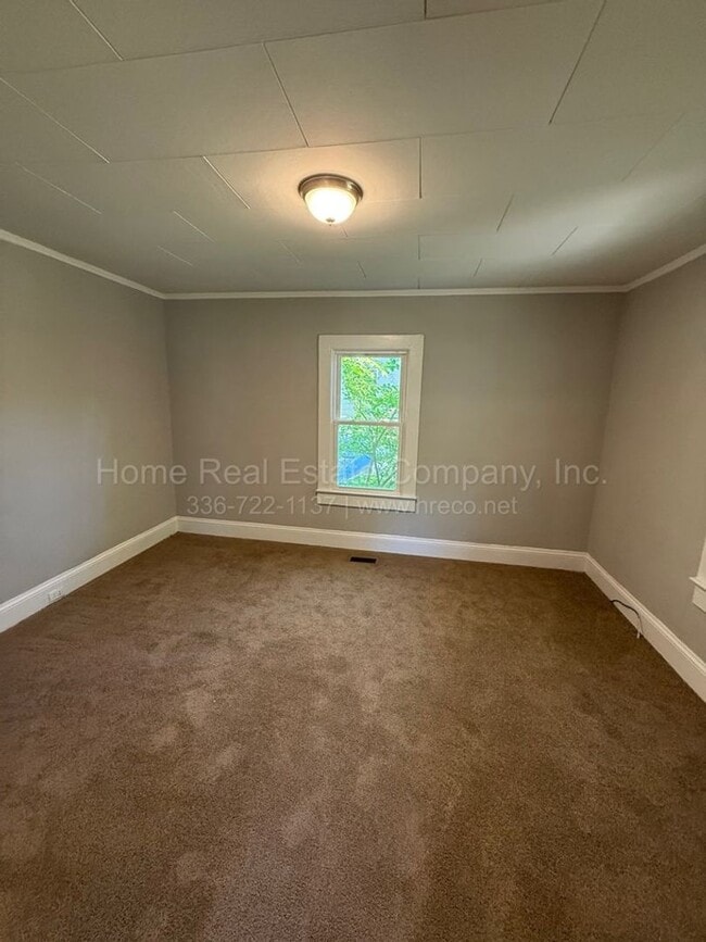 Photo - 1107 Cayuga St