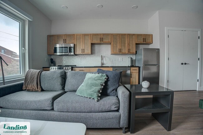 Photo - 1999 E Boston St Unidad 307.1406084