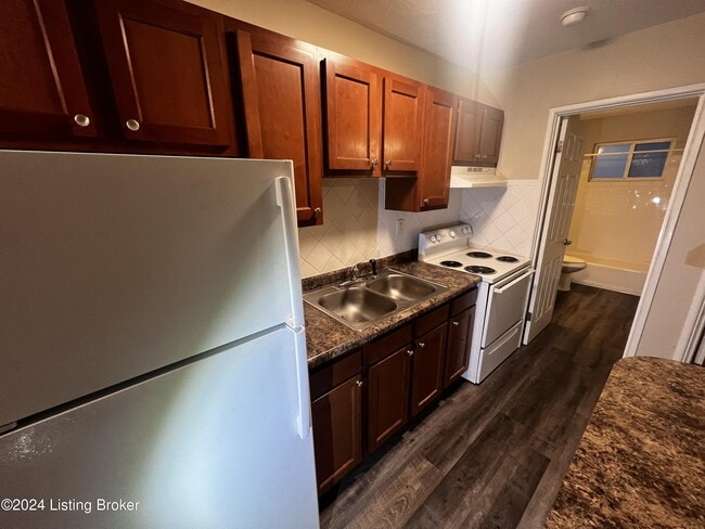 Photo - 4220 Flintlock Dr Unit 10