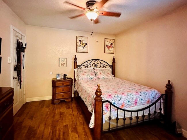 Photo - 7810 Kellwood Dr