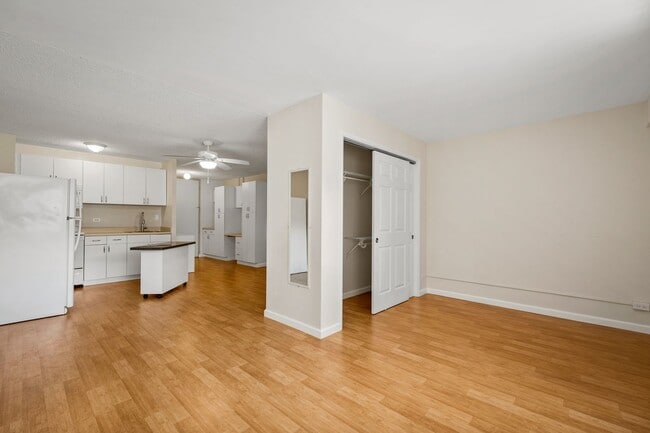 Photo - Makiki rental w/parking
