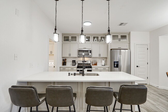Kitchen - 11663 Dos Palmas Dr