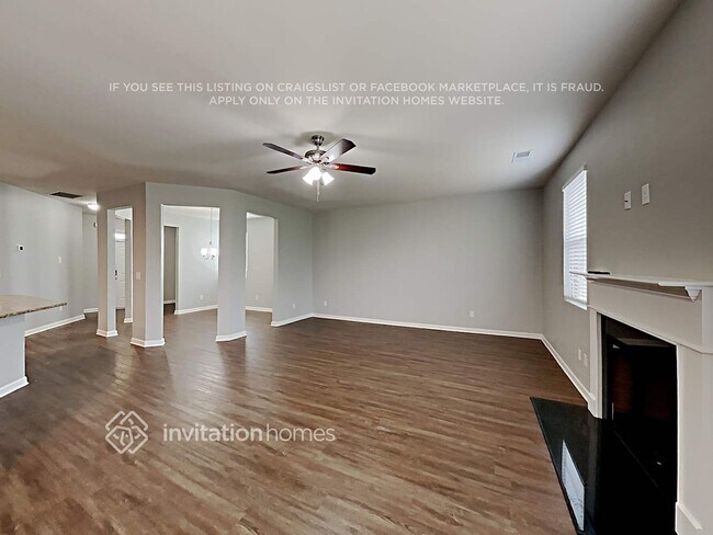 Photo - 2138 Theberton Trail