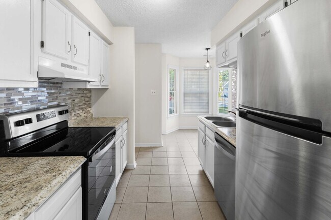 Photo - Duplex in Hunter's Creek