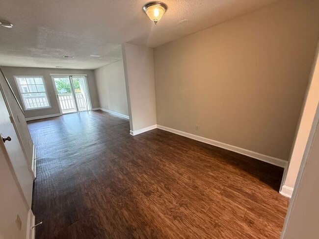 Photo - Spacious 2 Bed 2 Bath Town Home near NCSU Available NOW! LEASE NOW AND GET ONE MONTH FREE!