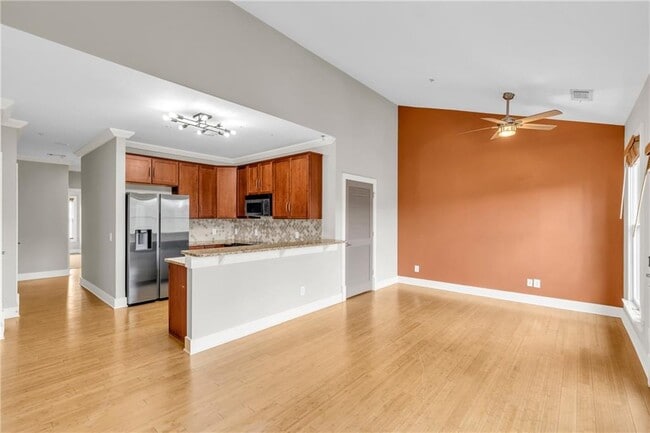 Building Photo - 1628 Briarcliff Rd NE Unit 15 Rental