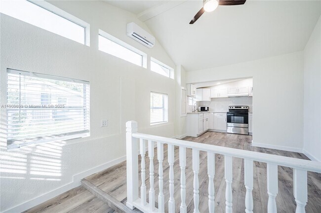 Photo - 4504 Oakley St Unidad A