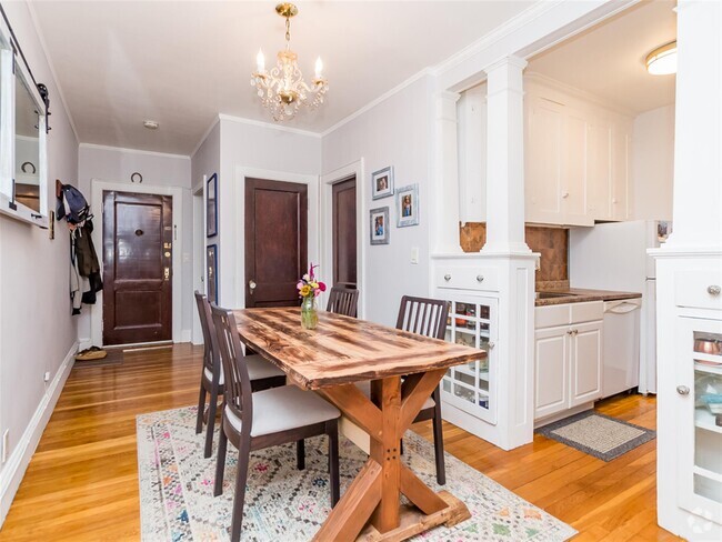 Building Photo - 285 Harvard St Unit 301 Rental