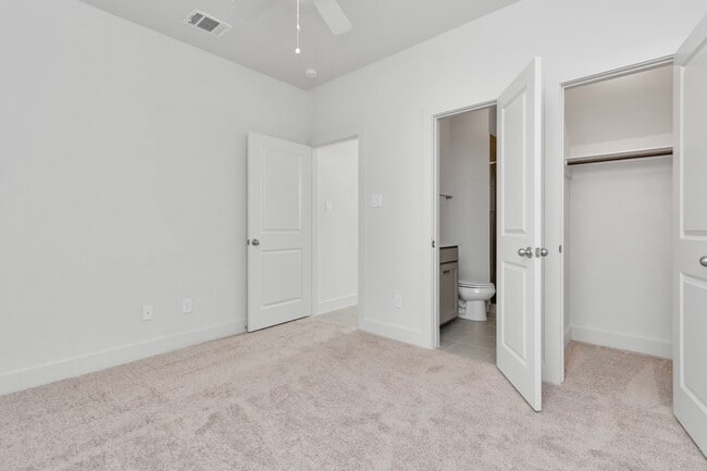 Photo - 2007 Bauer Dr