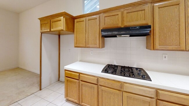 Photo - 1823 N Holly Ave