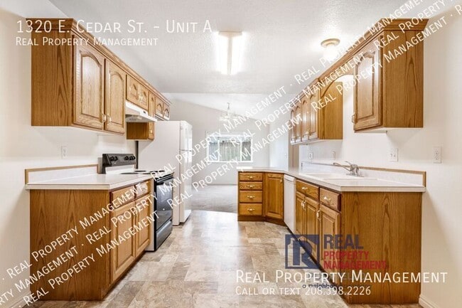 Photo - 1320 E Cedar St Unit A