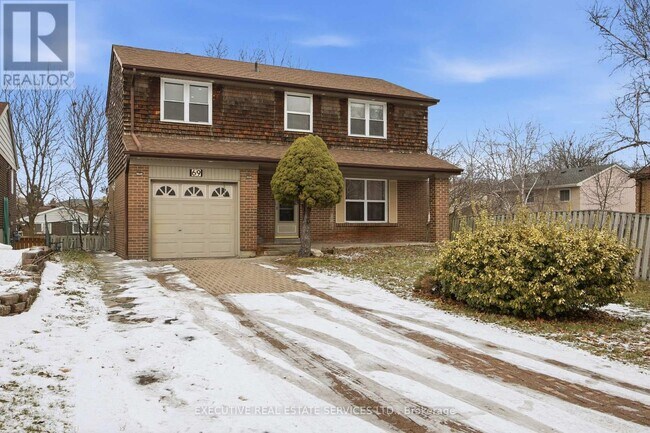 Photo - 69 Lorraine Crescent