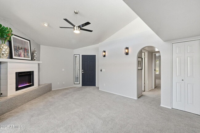 Photo - 18002 N 12th St