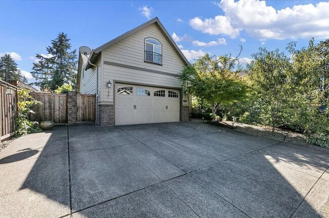 Photo - 1633 Chasa St